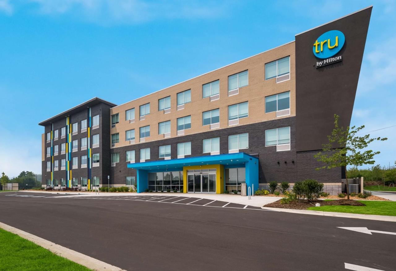 Tru By Hilton Novi Detroit Hotel Exterior photo